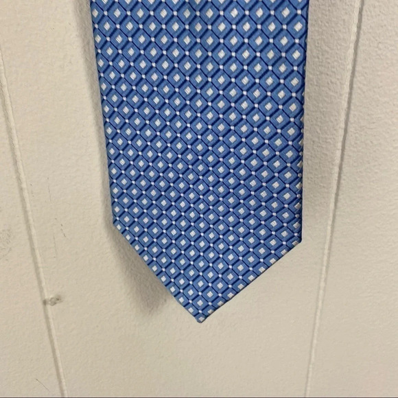 U.S. POLO ASSN. Blue White Geometric Diamond Print 100% Silk Men's Tie - Picture 10 of 14